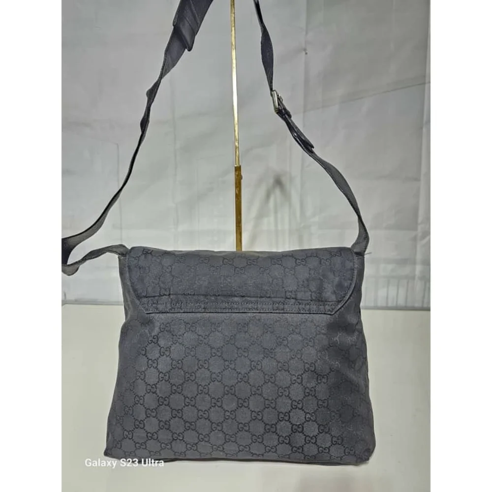 Authentic Gucci GG Nylon Messenger Bag Black - Picture 5 of 12